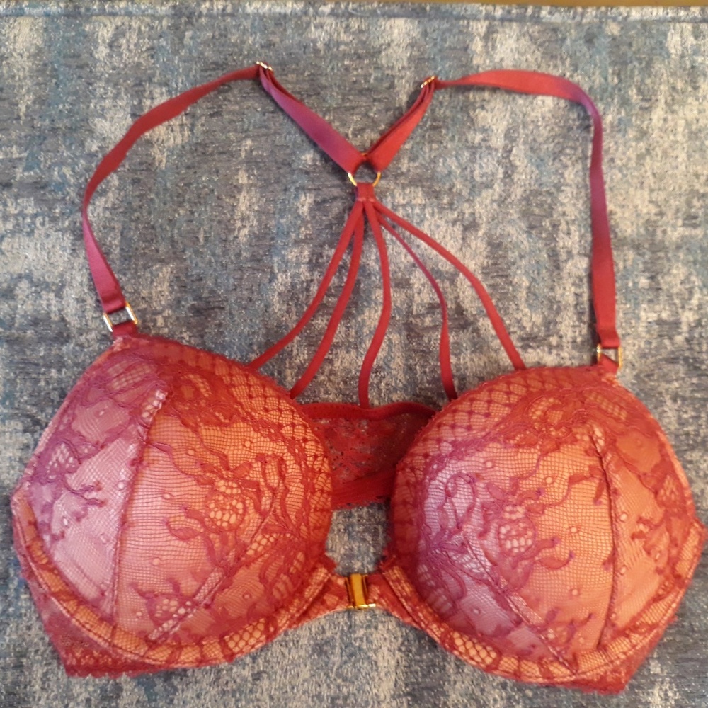 NWOT Victoria's Secret Bombshell Bra